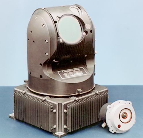 Lazer ikaz alıcıları (Laser Warning Receiver-LWR) LWR, taktik sahada platformlara doğrudan tehdit oluşturan lazer tabanlı sistemleri sezimleyebilmek için geliştirilmiştir.