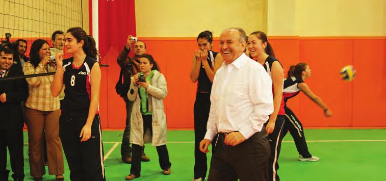 Çekmeköy Alemdar Çatalmeşe İlkokulu Spor Salonu Çekmeköy Ali Kuşçu