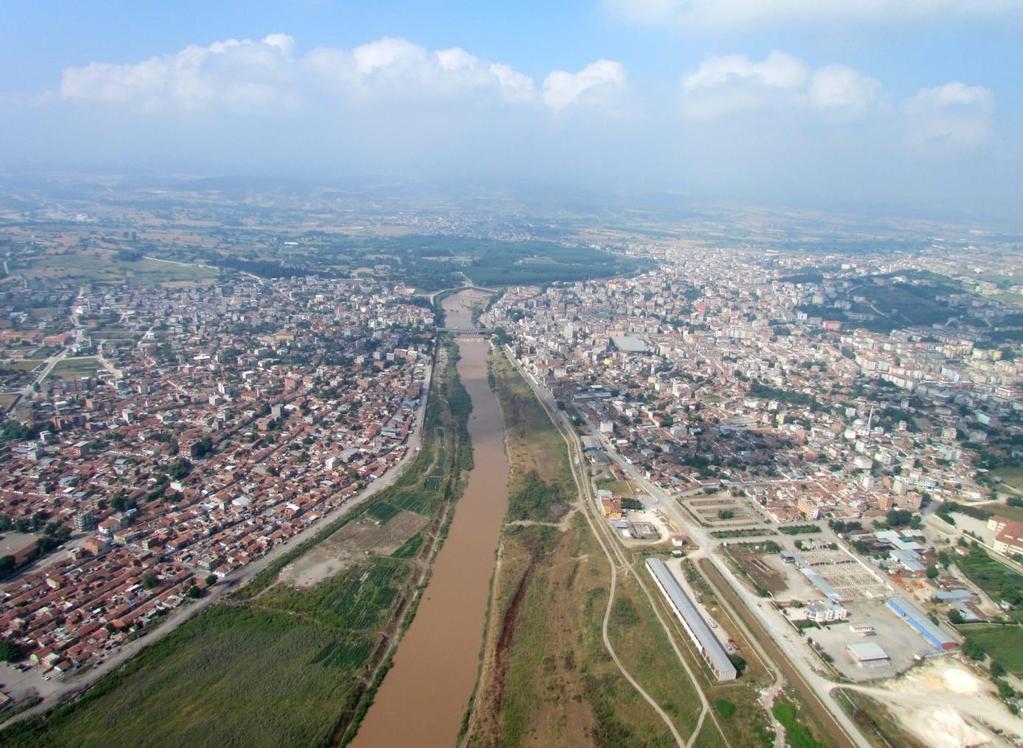 2-MUSTAFAKEMALPAŞA NIN TARİHÇESİ Miletos kolonisi olarak doğrudan Miletoslular tarafından mı yoksa Kyzikoslular veya Atinalılar tarafından mı kurulduğu kesinlik kazanmayan Miletopolis in bölgenin ilk