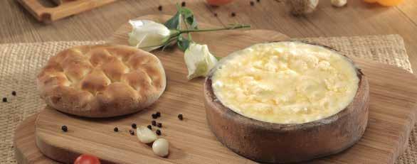 GÜNE BAŞLARKEN KAHVALTILAR Klasik Kahvaltı Tabağı Beyaz peynir, kaşar peyniri, ezine peyniri, tulum peyniri, burgu peyniri, siyah zeytin,