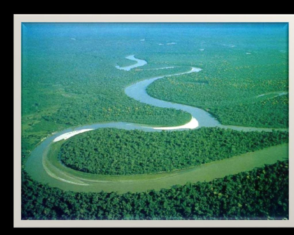 Bu nehir üç koldan gelen nehirlerle oluşur.
