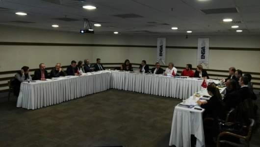 Enerji Sanayicileri ve İş Adamları Derneği yönetimi, Mart ayı toplantısında yoğun bir gündem üzerinde görüşmelerini gerçekleştirerek kararlarını aldı.