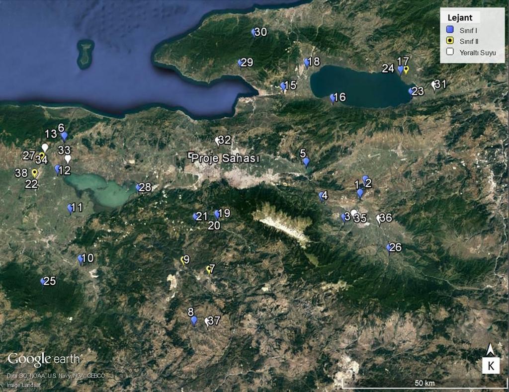 istasyonlarındaki su kalitesi sınıflarını göstermekte ve Tablo 7-7 de Şekil 7-5 te verilenle aynı numarayla belirtilmiş izleme istasyonlarını, ortalama yıllık azot konsantrasyonları (ve ilgili kalite