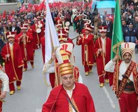 Bu yıl ilk kez Halk Oyunları Festivali adıyla gerçekleştirilen yarışmalarda 19 okulda 400 öğrenci 4 dalda mücadele etti.