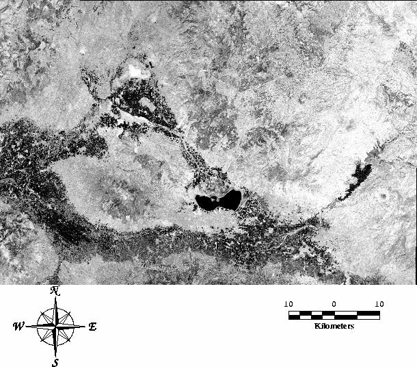 Şekil 2. Landsat 5/4 bant oranlamasıyla ortaya çıkan demir oksit içeriği Bu özellikten yararlanarak elde edilen 5/7 yansıma görüntüsü ise Şekil 3 de gözlenmektedir.