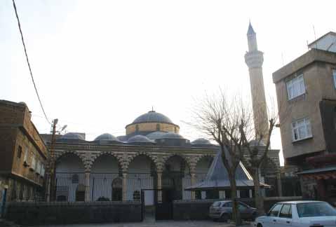 Diyarbakır daki Osmanlı Dönemi Cami ve Mescidleri Medeniyetler Mirası Diyarbakır Mimarisi Çizim: 2- Fatih Paşa (Bıyıklı Mehmet Paşa-Kurşunlu) Camisi Planı (Arben N.