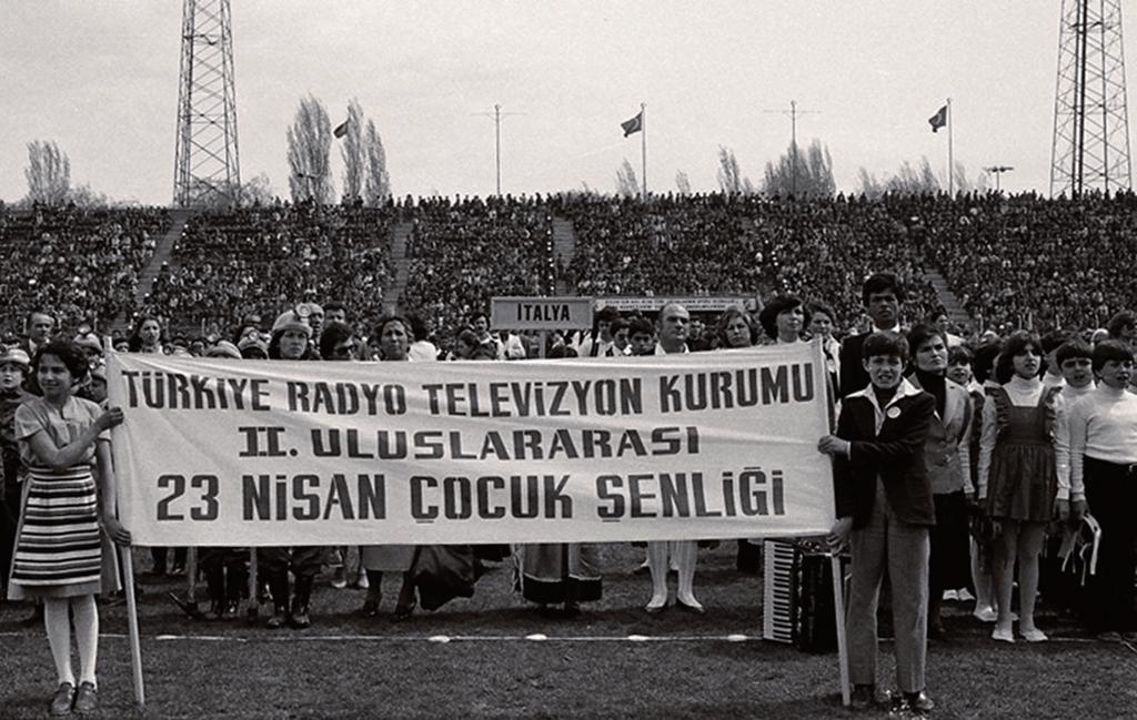 Birkaç kez tekrarlanan bu toplantılardan sonra Milli Eğitim Bakanlığı başta olmak üzere toplantıya katılan kurum ve kuruluşların sahiplendiği bir düşe dönüştü düşümüz.