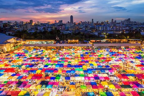 olarak da değerlendirebilirsiniz. Bangkok taki son gecenizde de Bangkok pazarını gezmenizi tavsiye ediyoruz.