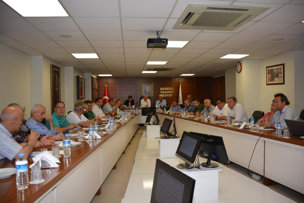 19 Temmuz 2016 Salı günü saat: 17.30 da Odamız Hizmet Binasında Makine İhtisas Organize Sanayi Bölgesi ile ilgili bir toplantı gerçekleştirilmiştir.
