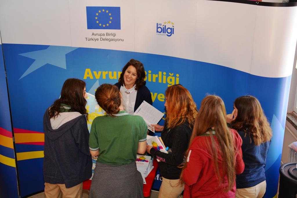 Avrupa Günü nde Lise Öğrencileri İle 60 Dakikada Avrupa Turu 9-10 Mayıs 2016 tarihlerinde Odamız AB Bilgi Merkezi