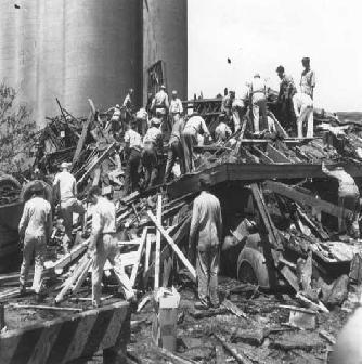 Şekil 2.1 Fransa nın Brest Limanı nda 28 Temmuz 1947 de meydana gelen amonyum nitrat patlamasından bir görüntü.
