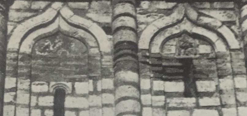 Lips Manastır Kilisesi/Fenari İsa Camii cephesindeki ağ motifi [4] Şekil 18.