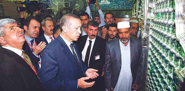 Başbakan Erdoğan ın Mart 2011 de Necef te Hz. Ali Türbesine düzenlediği ziyaret Şii toplumunda büyük yankı bulmuştu.