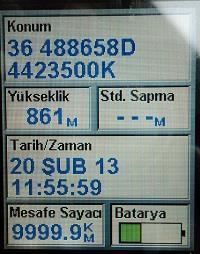 GPS en az 4 adet uydu ile bağlantı kurduğu zaman, yerimizi tespit eder.