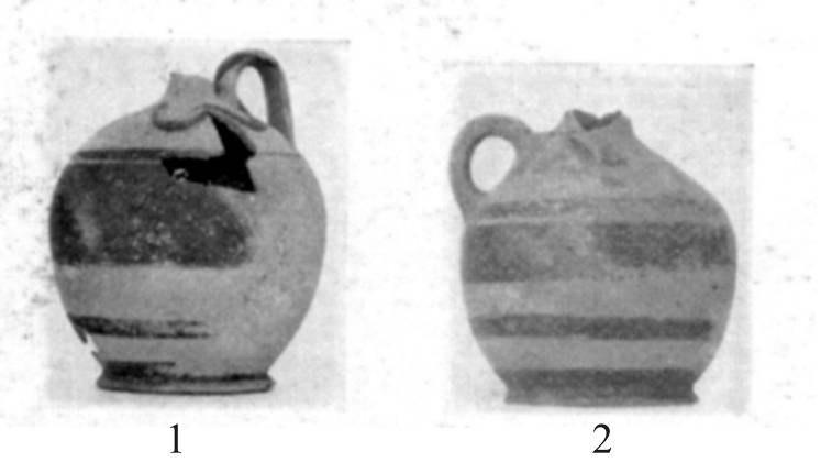 Tokra: (Fig.101) 1) Tocra I, 70, no.840, lev.48. 2) Tocra I, 70, no.842, lev.48. Her iki örnek de, Karadeniz örnekleri ile benzer form ve bezeme özelliklerine sahiptir: küresel ve alçak gövdeli.