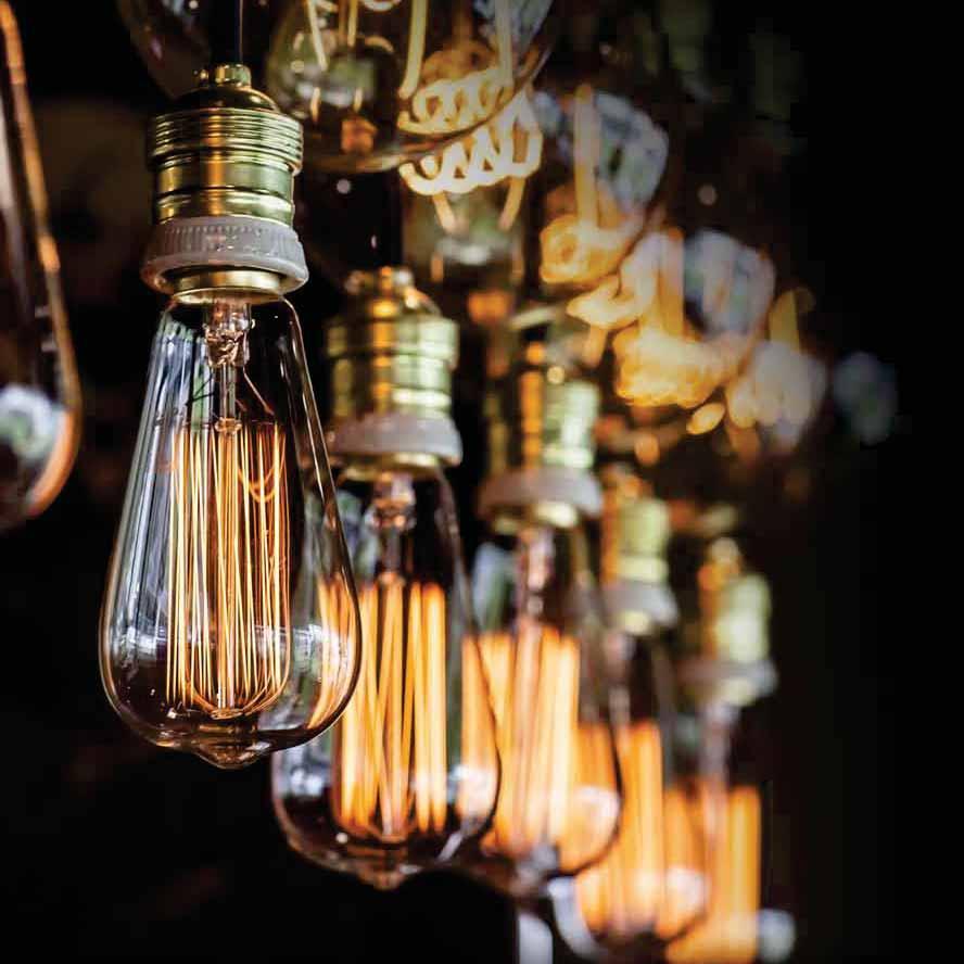 A Ortama Yansıyan Samimiyet Filament LED Lamba Mekanlarda kullanılan lambaları yalnızca bir ışık kaynağı değil tasarım objesi olarak da