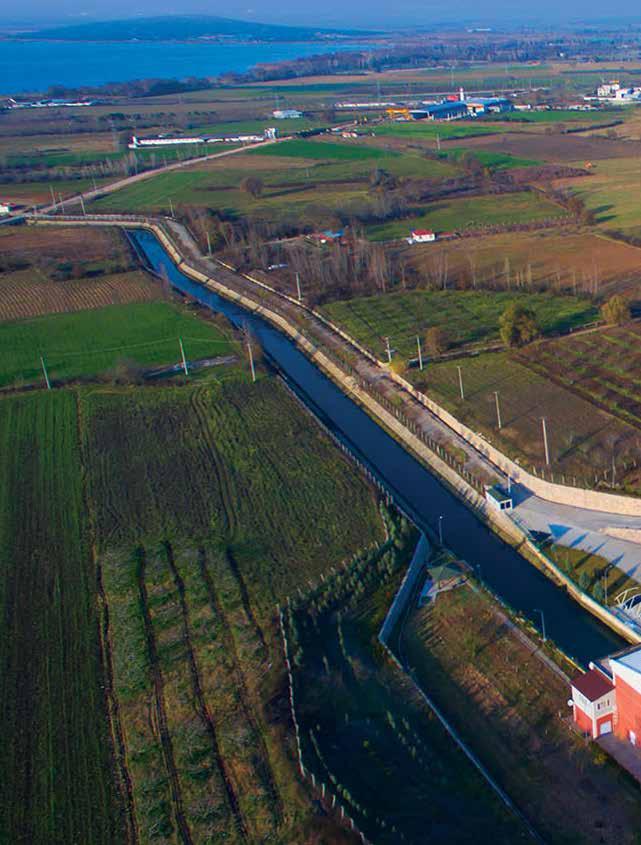 7 İnsana Verdiğimiz Değer Yerel Halkla İlişkiler Yerel Halkın İstihdamı Topluma katkı bağlamında özellikle santrallerimizin bulunduğu yerlerdeki bölgesel kalkınmaya ve yerel halk ile ilişkilerimize