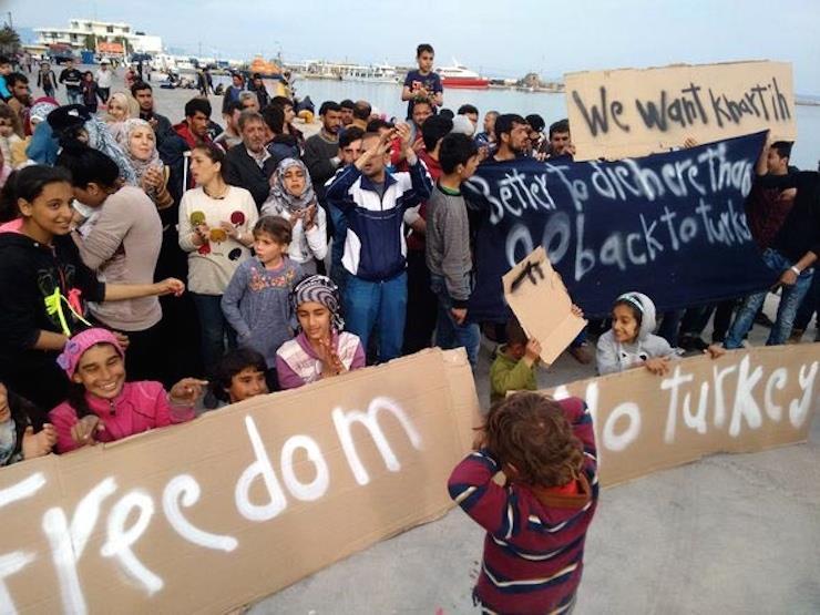 imzalanan anlaşma ile mültecilerin Yunanistan üzerinden Türkiye ye geri gönderilmesi düzenlenmektedir.