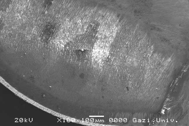 dev ve d=1.0 mm. (SEM pictures of worn tool faces in the machining of AISI4140 steels with KY4400 tool, V=450 m/min, f=0.30 mm/rev and d=1.