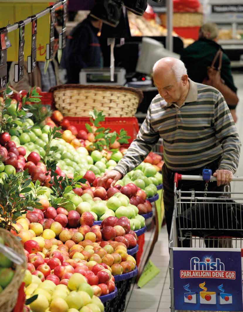 CARREFOURSA 2013 FAALIYET RAPORU 11 CarrefourSA, 2014 yılı içinde farklı