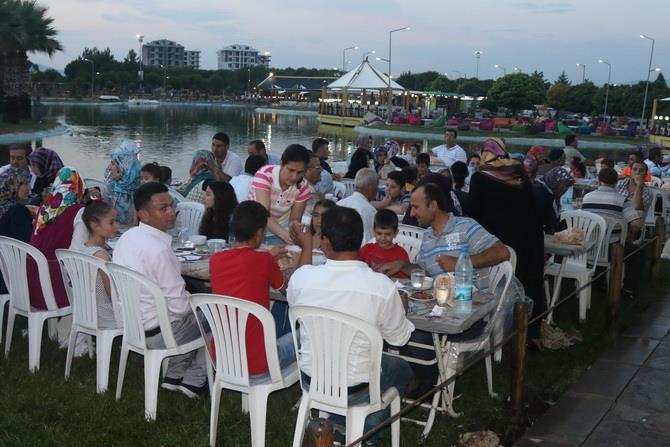 Öncülüğünde Her Yıl Geleneksel Olarak Düzenlenen Personel