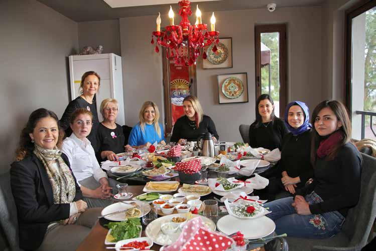 Konuşmasında, kadın girişimciliğin önemine değinen Başkan Şahin, 8 Mart Dünya Kadınlar Günü nü de tekrardan kutladı.