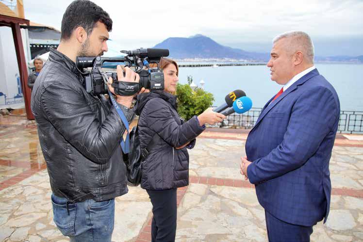 8 ŞAHİN GÜNDEMİ DEĞERLENDİRDİ Öte yandan ALTSO Başkanı Mehmet Şahin zirvenin ardından NTV ve İhlas Haber Ajansına gündemi değerlendirdi.