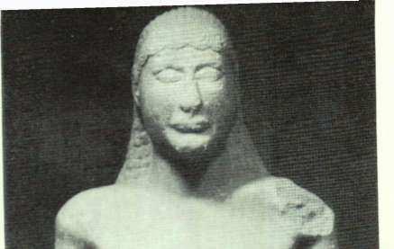 67 Orkhomenos'dan ıboiotia) kouros (Atina 9, mavimsi mermerden, muhtemelen yereldir; yükseklik 1.