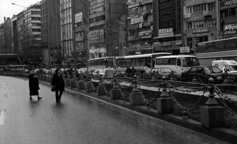 Estetik düşünceyi aydınlanmanın bir ürünü ya da aydınlanma felsefesinin en gelişmiş düşüncesi, modern insanın en özgür ilgi alanı olarak tarif edebiliriz.