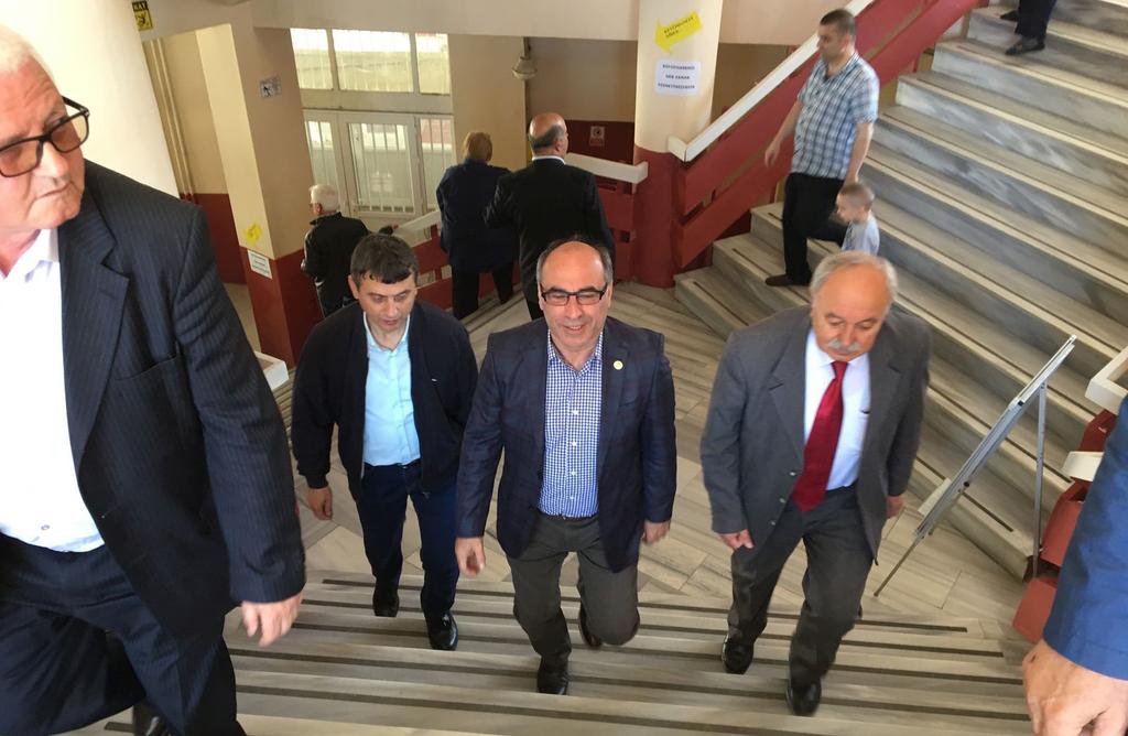 Bircan, Keşan da okulları ziyaret etti BÜLENT SAYLAM CHP (Cumhuriyet Halk Partisi) Edirne Milletvekili Erdin Bircan bugün öğle saatlerinde Keşan a gelerek okulları ziyaret etti.