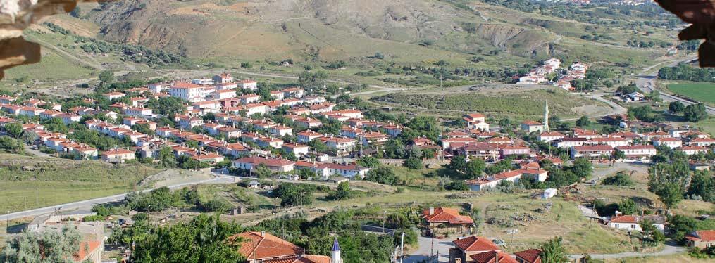 Gökçeada ya gitmenin yolu Gelibolu dan geçiyor. Tarihin yeniden yazıldığı o kutsal topraklardan geçiyor.