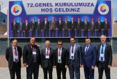 2.2 POLİTİKA VE TEMSİL 72. TOBB GENEL KURULU Çerkezköy Ticaret ve Sanayi Odası, Türkiye Odalar Borsalar Birliği nin (TOBB) 72. Genel Kurulu na katıldı.