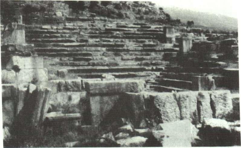 YUNAN MIMARLIĞI Fotoğraf 24: Toplantı (Meclis?