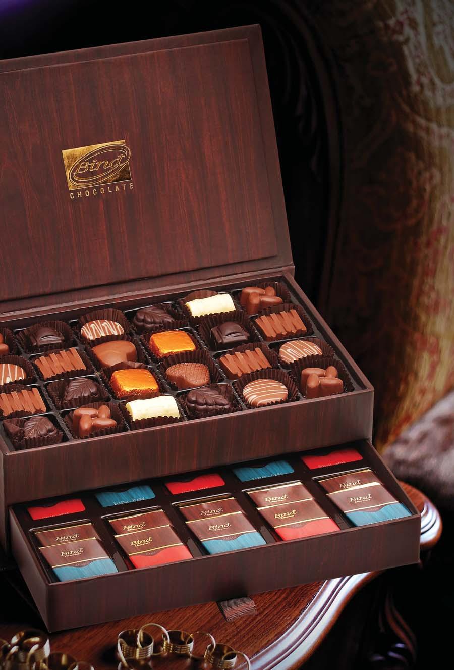 Luxury Selection Bind chocolate ın en özel, lüks çekmeceli kutusu bir Bind klasiği. Birbirinden farklı lezzetteki ürün çeşidi ile tüm damak zevklerine hitap ediyor.