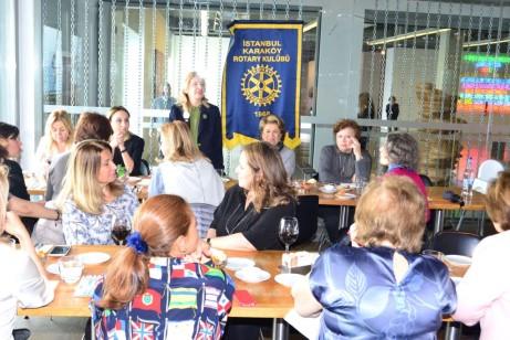 Başkanı İdil İncekara ya takdim ettik. Daha sonra Rotary Merkez de Konferans toplantımızı yaptık.