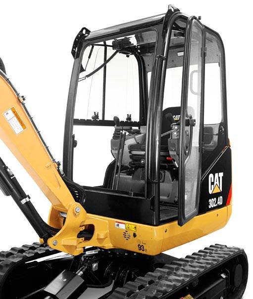 Cat 302.4D nin kabini, sektördeki en geniş kabinler arasında yer alır. Optimum görüş olanağı sunan düz kabin zemini, operatörün daha geniş bir bacak alanına sahip olmasını sağlar.