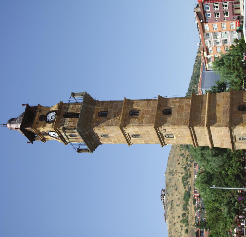 4 GENEL BİLGİLER YOZGAT TARİHİ Yozgat ili Anadolu nun en eski yerleşim merkezlerinden biridir. Hititlerin başkenti Hattuşaş Yozgat Merkez e 40 km mesafededir.