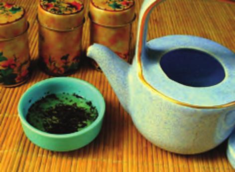 1. Ünite - T bbi ve Aromatik Bitkisel Ürünler Bitki çaylar n n kullan m nda önemli bir nokta bitki çaylar ister tedavi amaçl isterse korunma amaçl olsun mutlaka düzenli bir flekilde içilmelidir.