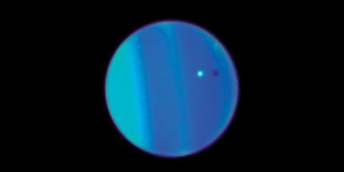 Aslan vd, 1996: 120; Burnie vd., 2000: 346; Demirsoy, 2002: 133; Evren, 2011). Şekil 11 de Uranüs gezegenine ait görsel verilmiştir. Şekil 11. Uranüs 13 1.9.8.