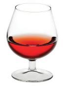 BRANDY/COGNAG BRENDİ/KANYAK Brendi, damıtılmış şaraptan üretilen yüksek dereceli alkol oranına sahip içki türüdür.