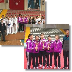 4 kulüp 86 sporcu katıldı Sakarya Gençlik ve Spor Kulübü, Ġstanbul Aydınoğlu Yüzme Kulübü, Ġstanbul Anadolu Gençlik Yüzme Kulübü ve Hendek Gençlik Merkezi nden yaklaģık 86 sporcunun katıldığı turnuva