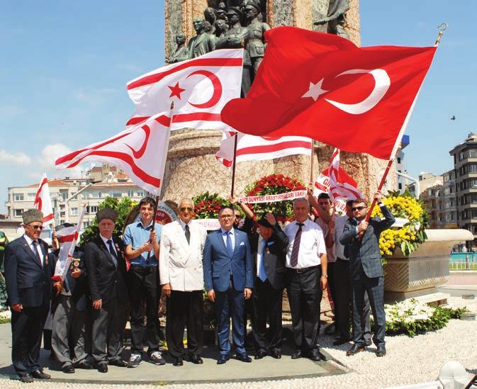 Fotoğraf: 10 Fotoğraf: 9 BÜYÜKELÇİ ZİYARETIMIZ Başkanımız Közhan Yazgan, Türkiye nin Bakü Büyükelçisi sayın Erkal Özaral ı makamında ziyaret ederek Bakü deki öğretim kurumlarımızın çalışmaları ile