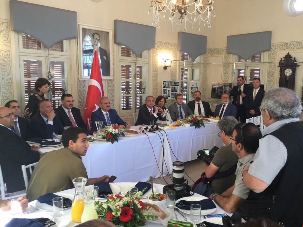 Toplantıda Antalya Valisi Münir Karaloğlu basın mensuplarına detaylı bilgi verdi; Antalya Akdeniz in turizm başkentidir THY