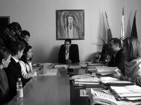 Екатерина Михайлова заместник-председател на Народното събрание от Синята коалиция посочи, че през месец декември се навършват 26 години, откакто за първи път български граждани започват да проявяват