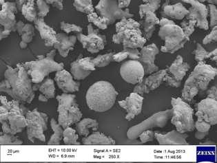 59 Resim 5.1. Bronz tozunun SEM görüntüsü (X 250) Demir Tozu Çalışmada Höganas firmasından temin edilen ve 94,08 µm ortalama toz boyutuna sahip NC 100.