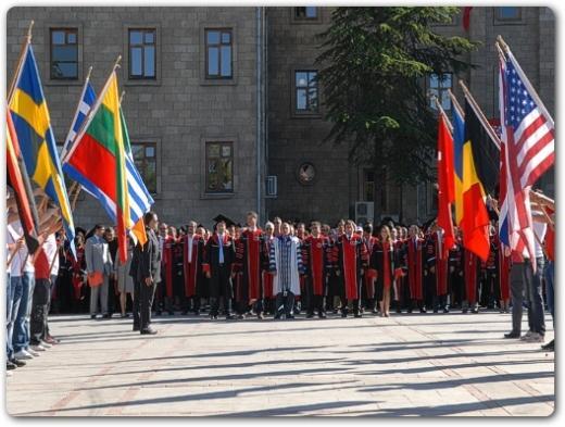 II.B.TEMEL POLİTİKA ve ÖNCELİKLER Süleyman Demirel Üniversitesi, kurulduğu günden bugüne, gerek nicelik gerekse de nitelik açısından gelişimini sürdüren bir kurumdur.