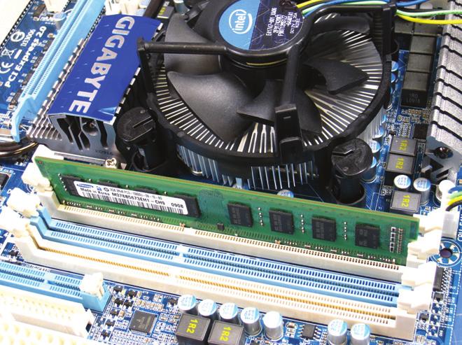 Çentik DDR3 DIMM DDR3 bellek modülünde, sadece bir yönde takılabilmesini sağlayan bir çentik bulunmaktadır.