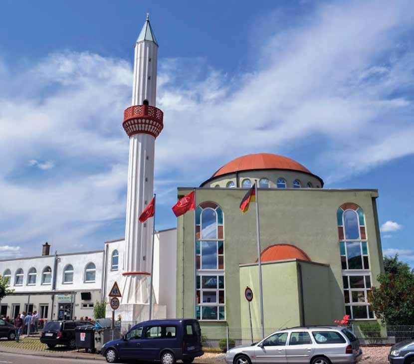 CAMİLERİMİZ UNSERE MOSCHEEN Weinheim DİTİB Türkiyem Mevlana Camii Karlsruhe - Mannheim merkeze 20 km uzaklıkta olan, çevresiyle birlikte yaklaşık 8000 Müslümanın yaşadığı, 45.