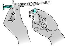 17 - Flakonun ve adaptörün enjektörden çıkarılması çözeltinin enjekte edilirken iğneden akmasını sağlar. 18 - Şimdi artık enjeksiyona hazırsınız.