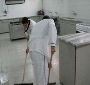 8/2 Etiler Fulya 30 KG BLOW Zemin Otomat Temizleyici Köpüksüz özelliğinden dolayı zemin ve halı yıkama makinelerinde kullanıma uygundur.